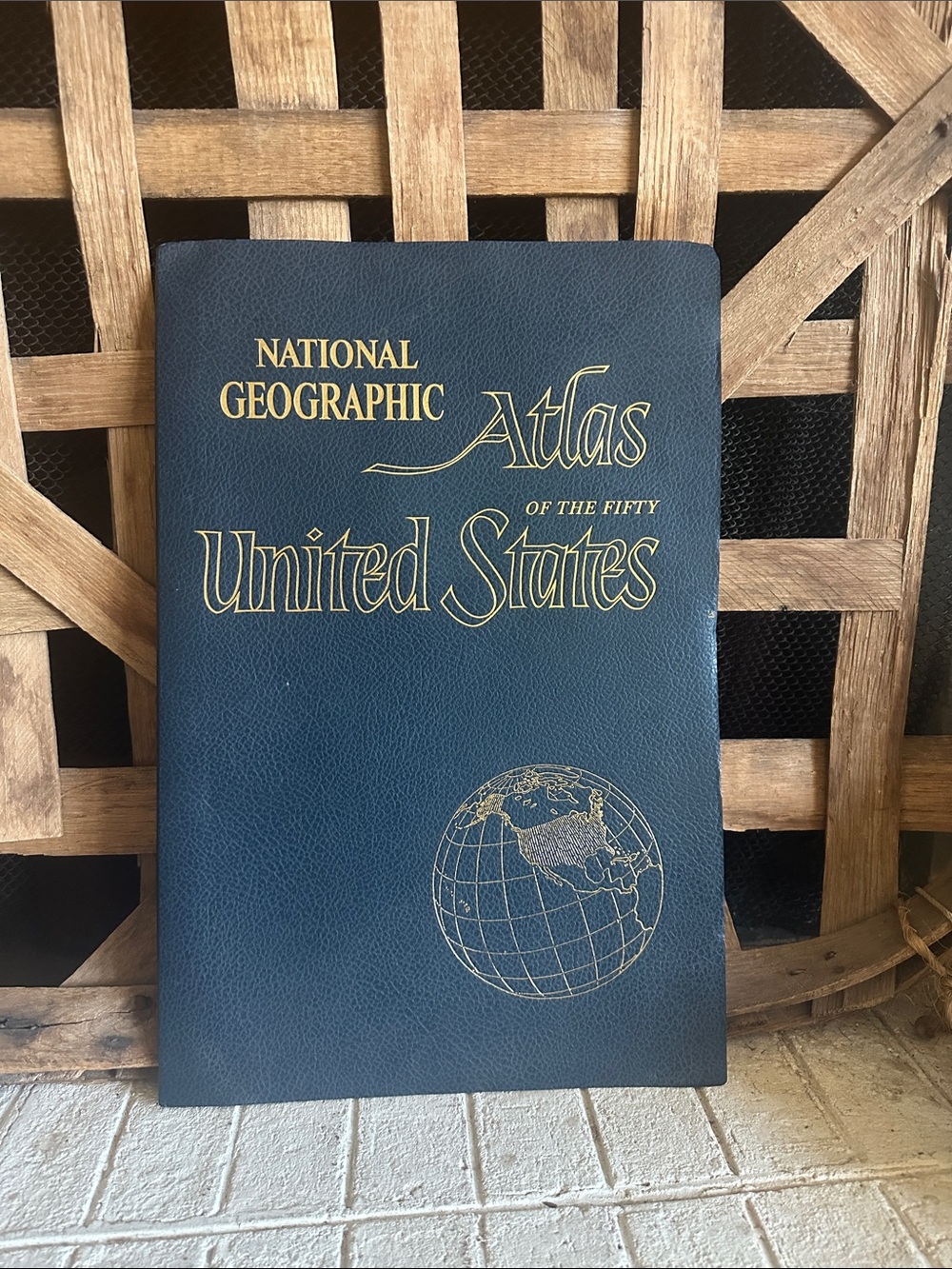 VINTAGE COLLECTIBLE NATIONAL GEOGRAPHIC ATLAS OF THE UNITED STATES 1960